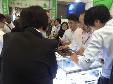 熱烈祝賀第二十二屆北京國際口腔展暨”翔通醫(yī)療＆KQ88口腔精英高峰論壇“圓滿結(jié)束！