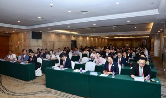 共鑄口腔未來|2024第六屆中國口腔協(xié)會會長論壇暨中航翔通之夜 共鑄口腔未來|2024第六屆中國口腔協(xié)會會長論壇暨中航翔通之夜
